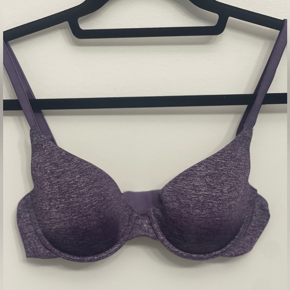 VICTORIA SECRET Uplifting Semi Demi bra 32B